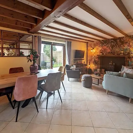 Nature Et Piscine Privee - Maison 5 8 Personnes Ferienhaus *